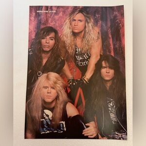 Hericane Alice Band Pinup - Red & Black Rock Portrait